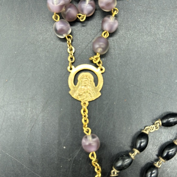 Rosary beads & extra Cross - Picture 3 of 4